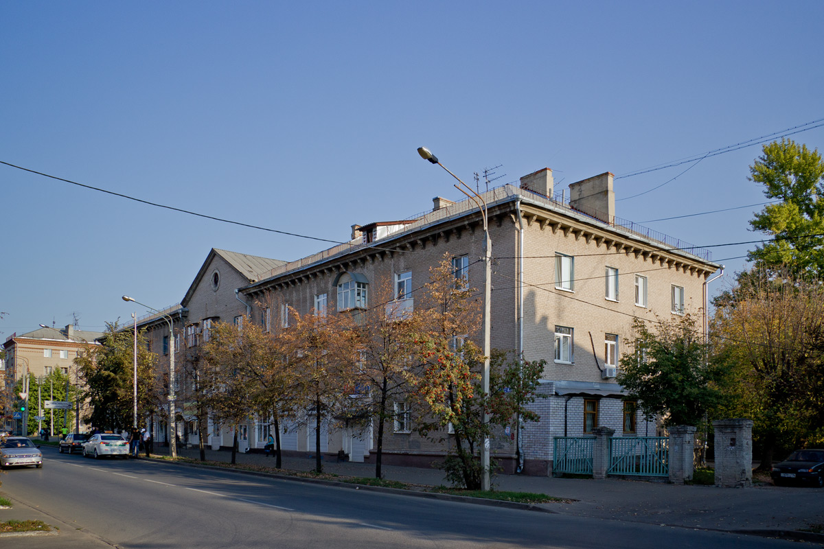 Казань, Улица Гагарина, 83