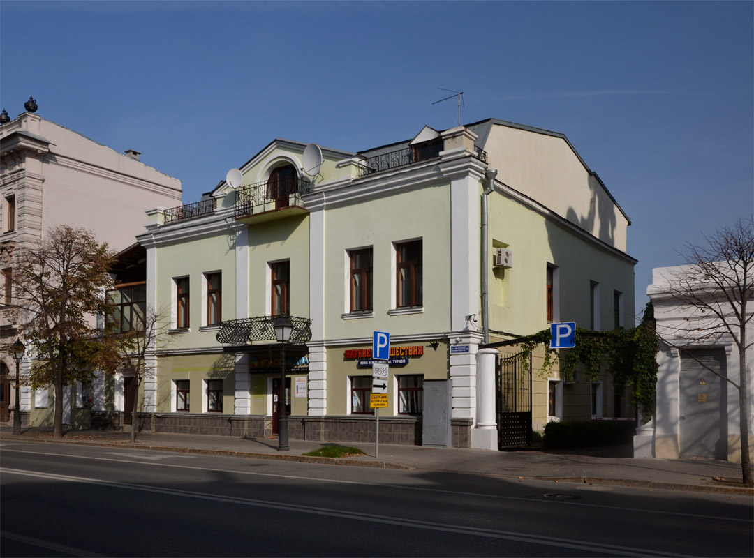 Казань, Кремлёвская улица, 19