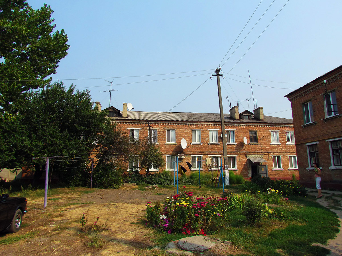 Чугуев, Улица Крепостной Спуск, 1