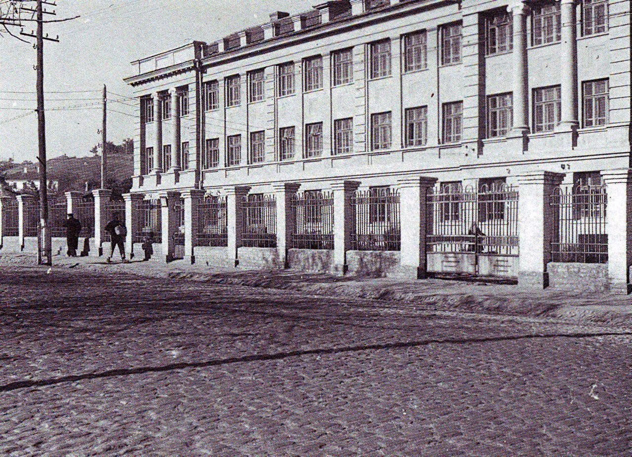 Полтава, Улица Анатолия Кукобы, 25