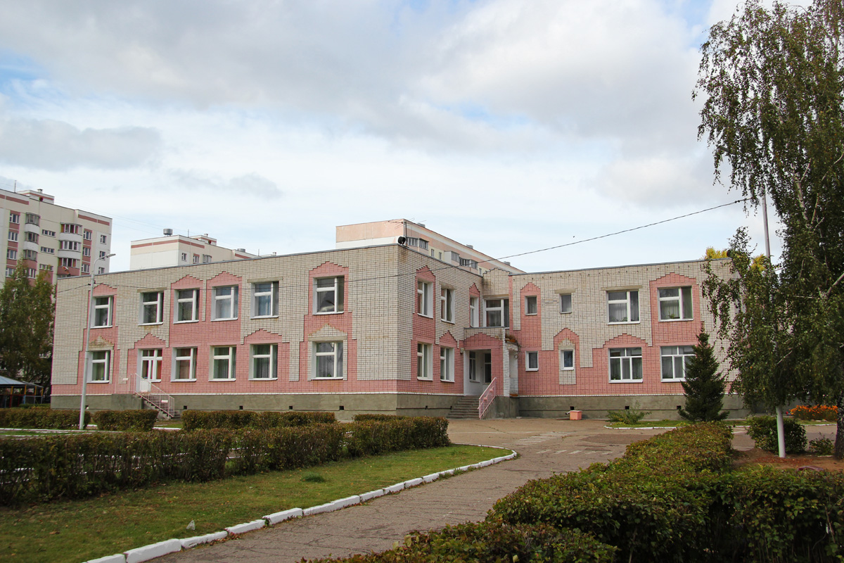 Казань, Улица Побежимова, 40 Казань, Улица Побежимова, 40