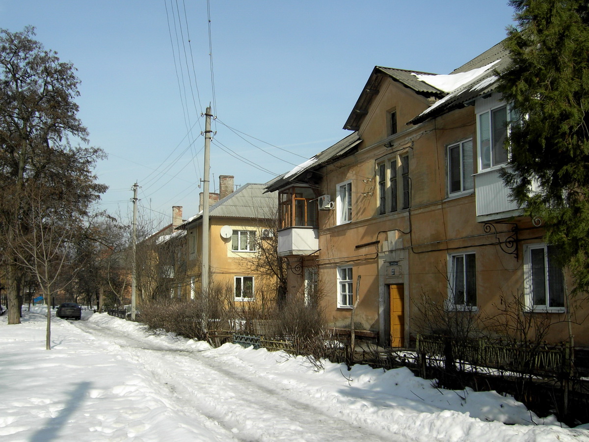 Кременчуг, Линейная улица, 19; Линейная улица, 27