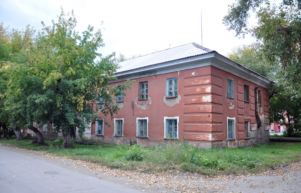 Омск, Батумская улица, 16