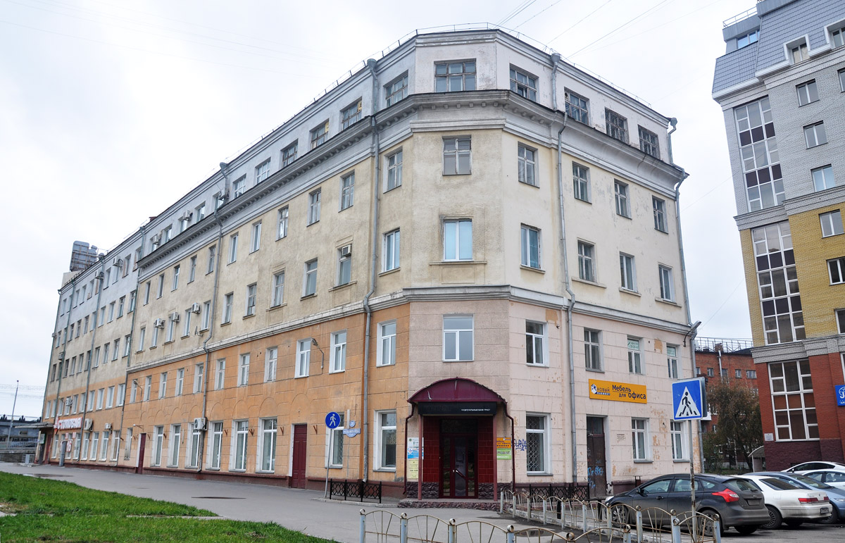 Омск, Улица Щербанева, 20