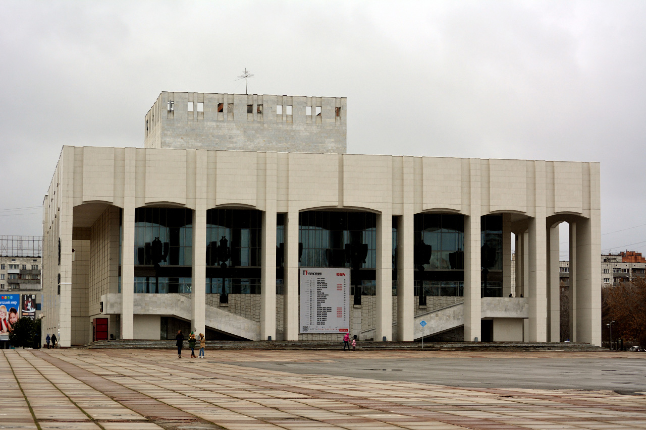 Пермь, Улица Ленина, 53