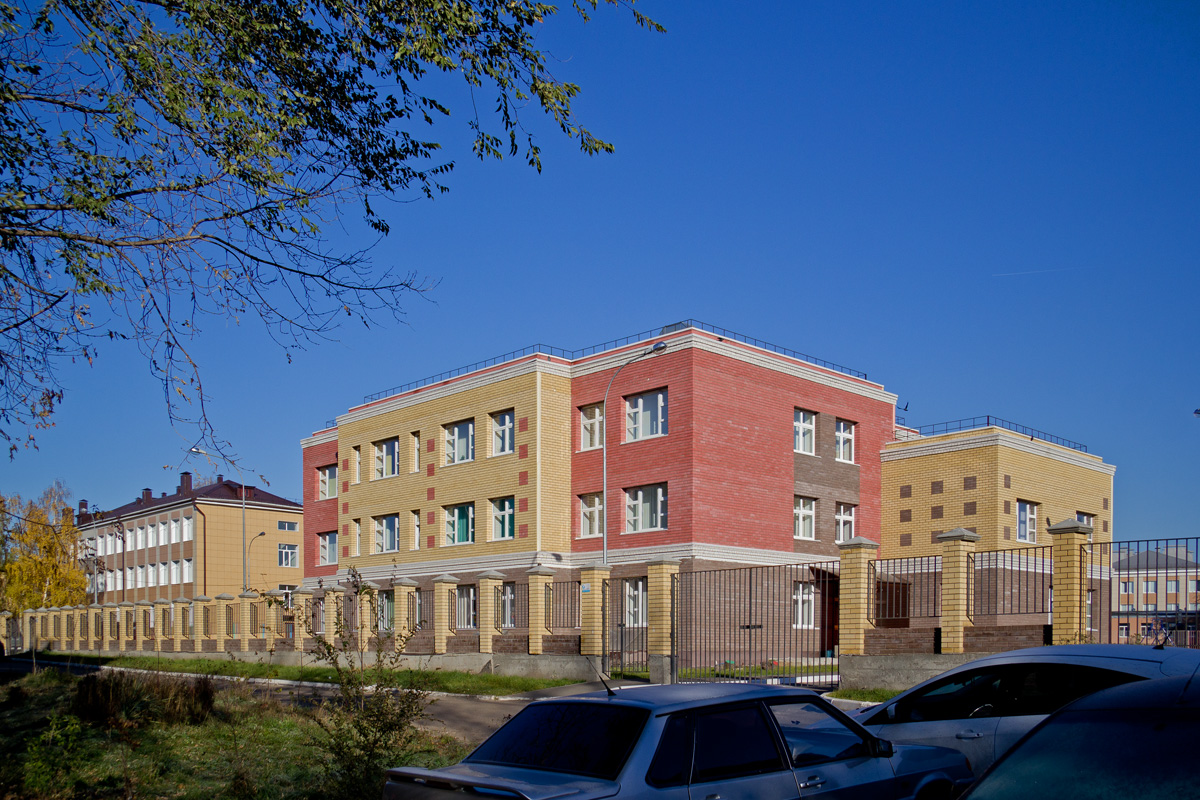 Kazan, Улица Шамиля Усманова, 11Г
