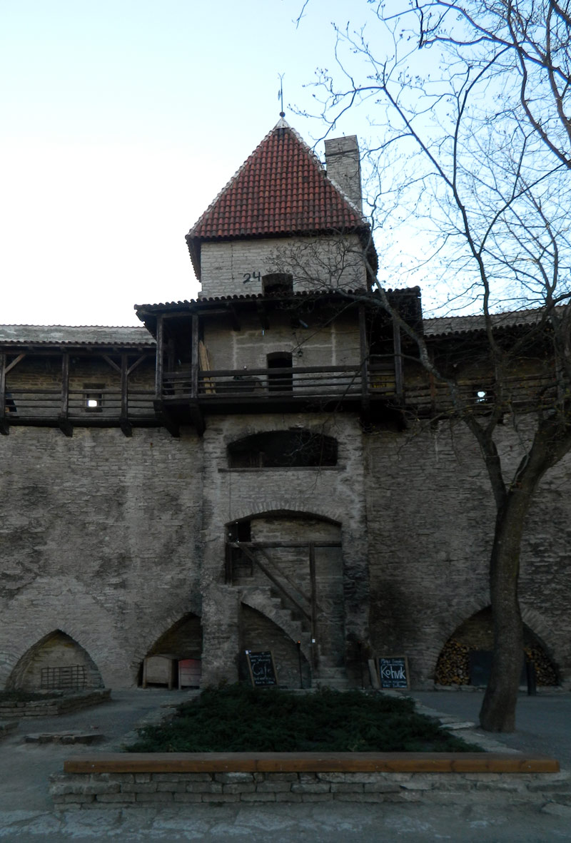 Таллин, Lossi plats, 11c