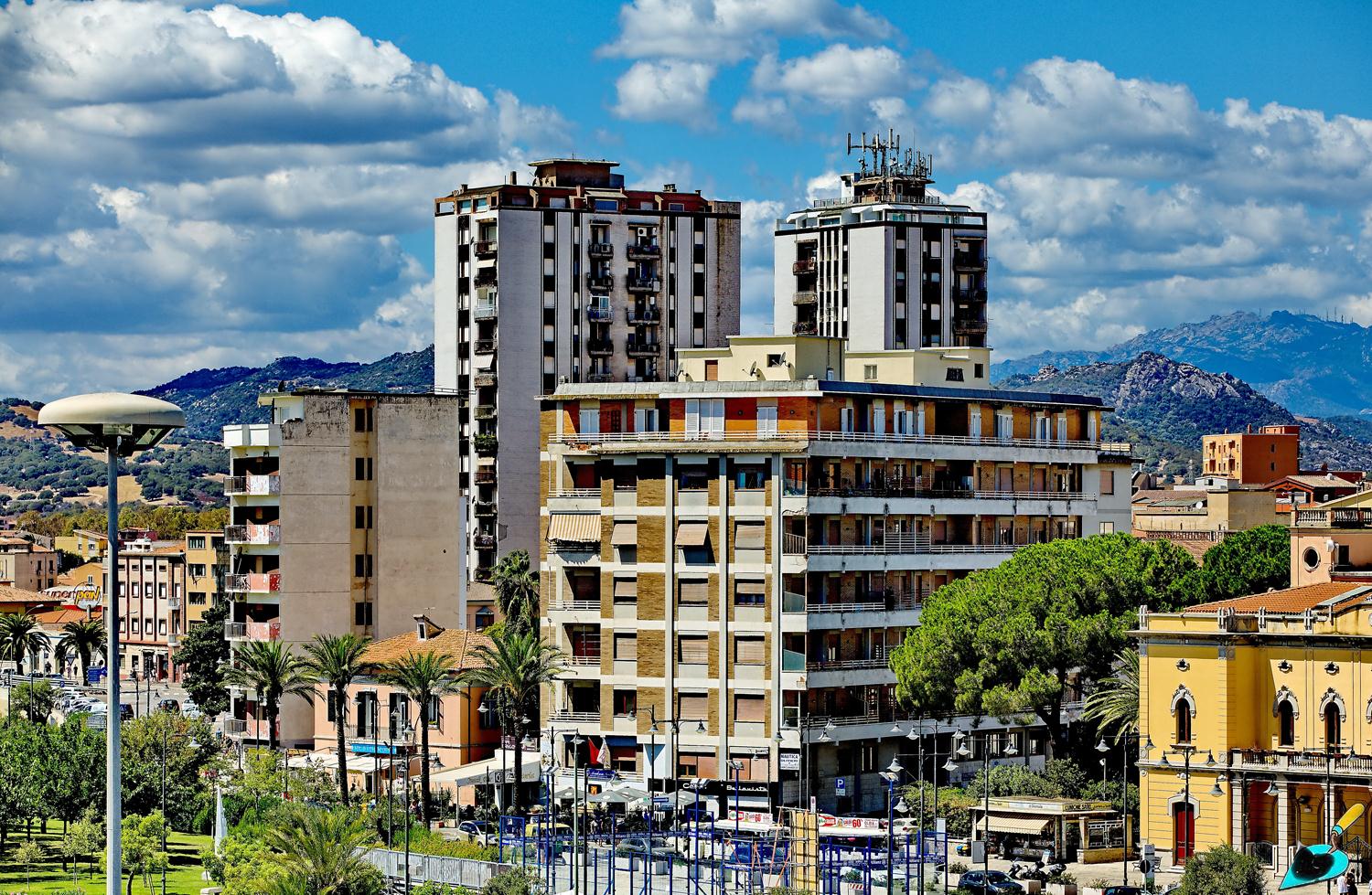 Ольбия, Via Principe Umberto, 71; Via Genova, 67; Via Giuseppe Garibaldi, 68; Via Genova, 57; Via de Filippi, 43