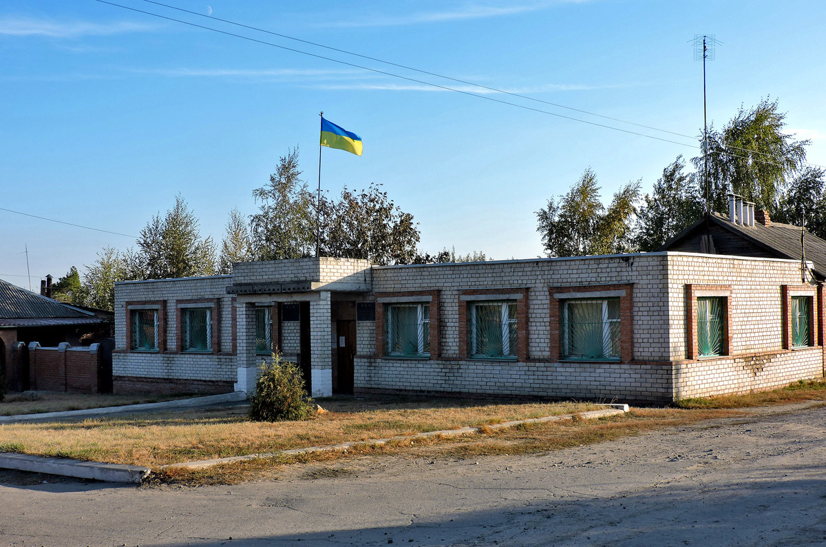 Харківський район, інші н.п., с. Малая Рогань, улица Коминтерна, 10