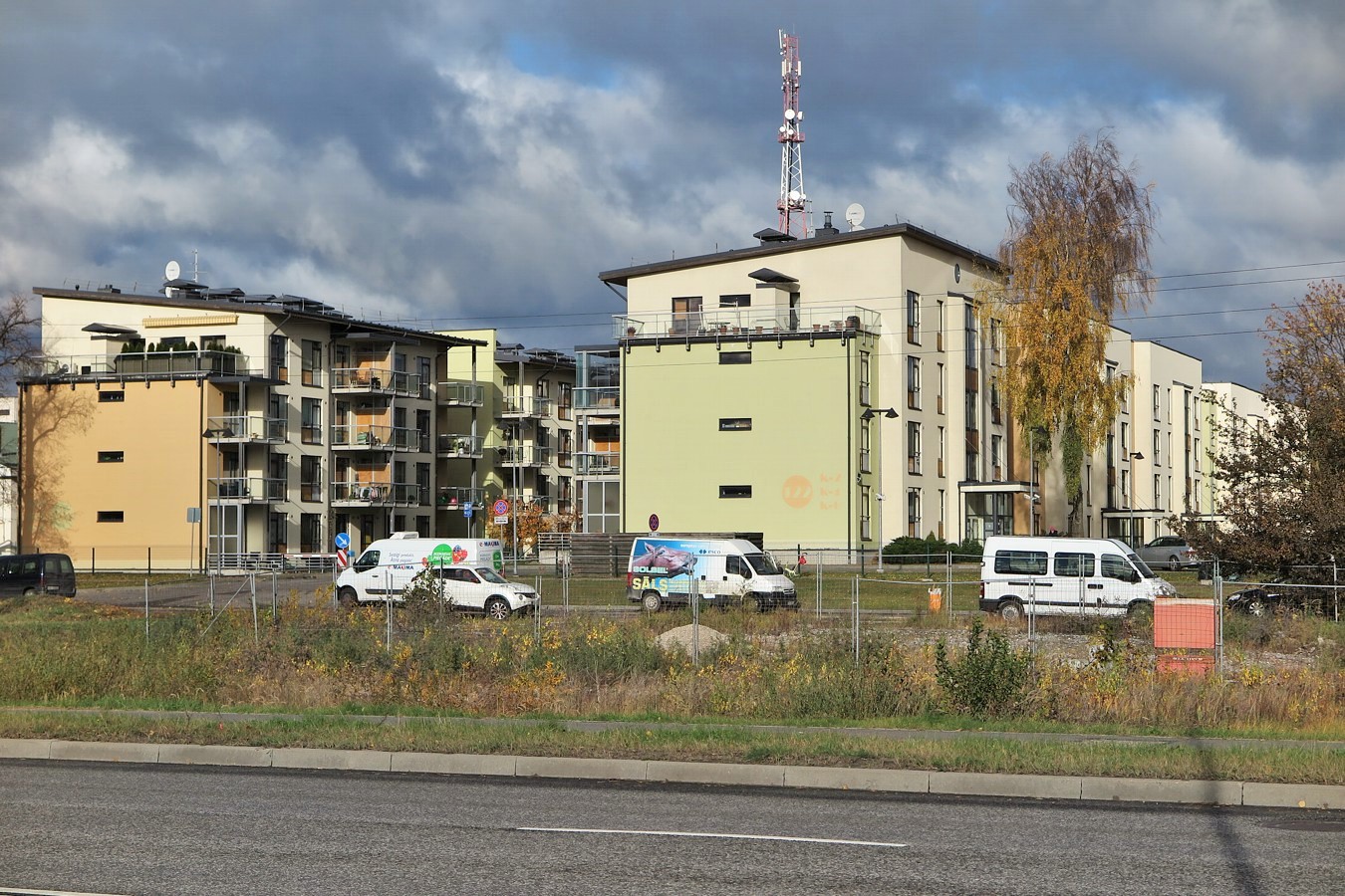 Рига, Biķernieku iela, 122 k. 1; Biķernieku iela, 122 k. 2; Biķernieku iela, 122 k. 4