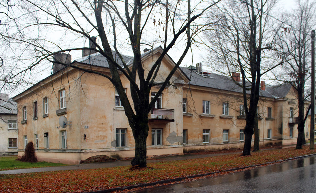Пярну, Uus-Sauga, 36