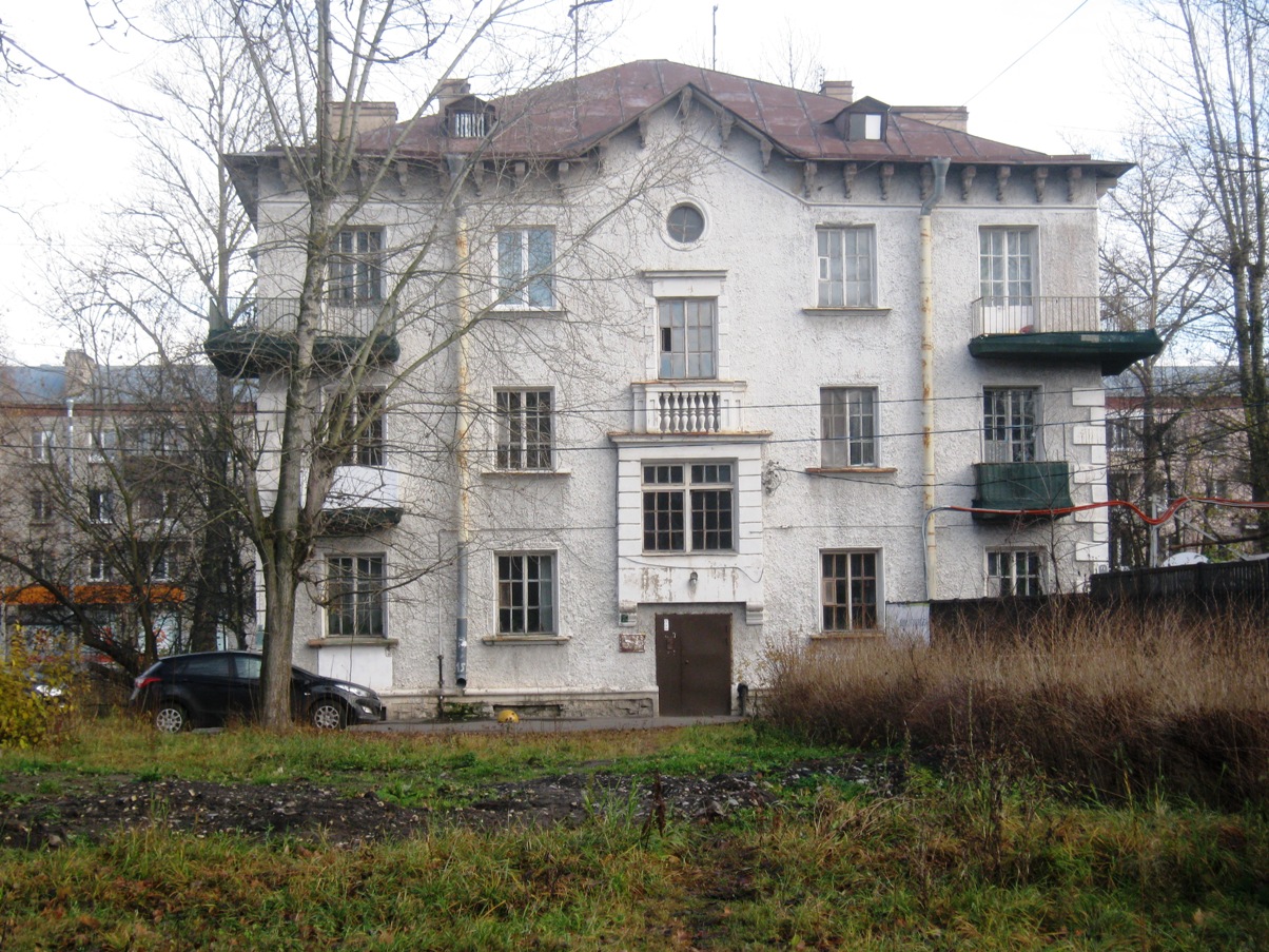 Санкт-Петербург, Улица Пограничника Гарькавого, 15 корп. 2