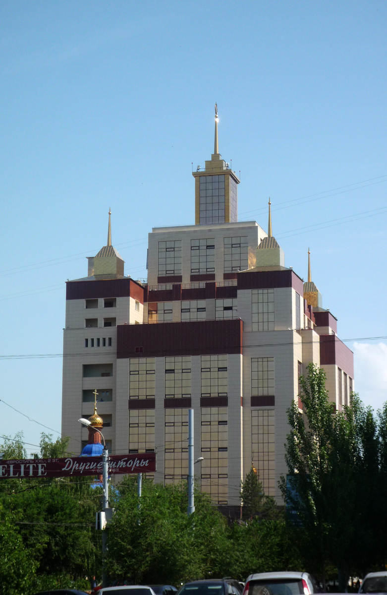 Оренбург, Проспект Победы, 13; Проспект Победы, 13а