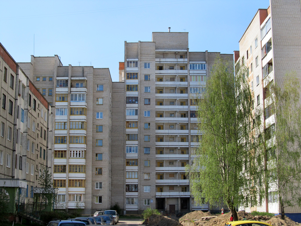 Барановичи, Парковая улица, 2