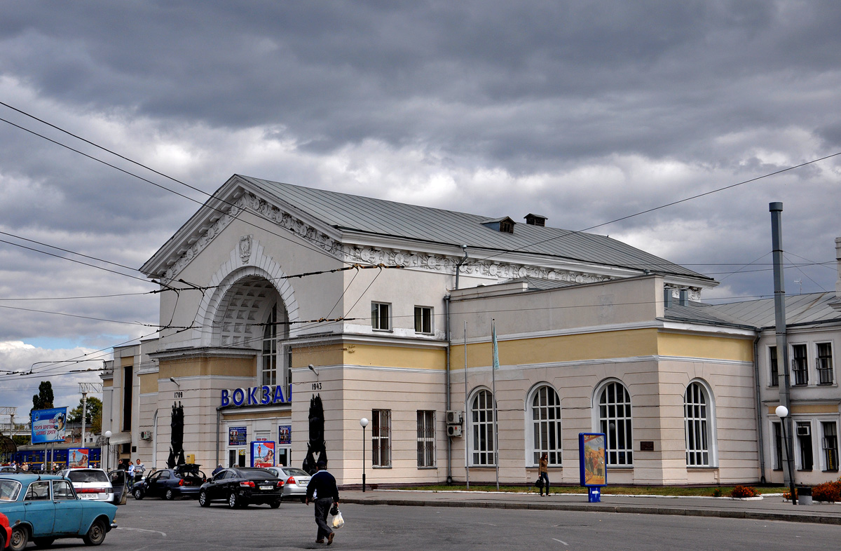 Полтава, Площадь Славы, 1