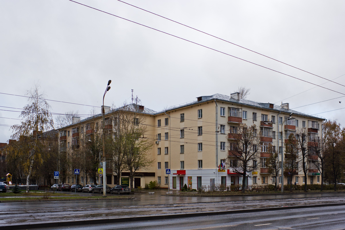 Казань, Сибирский тракт, 15 / Улица Дружбы, 2