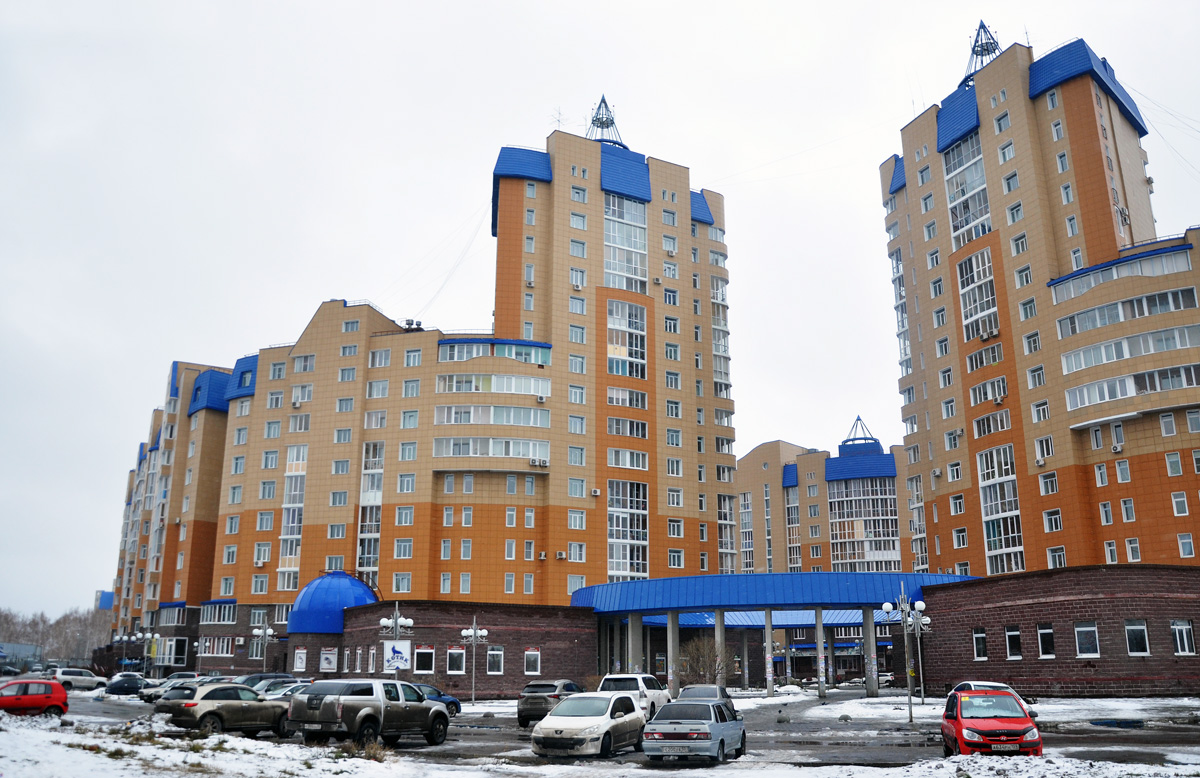 Омск, Проспект Комарова, 15 корп. 2; Проспект Комарова, 15 корп. 3; Проспект Комарова, 15 корп. 1; Проспект Комарова, 15 корп. 4