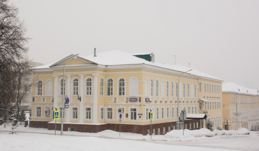 Уфа, Улица Тукаева, 23 / Советская улица, 2