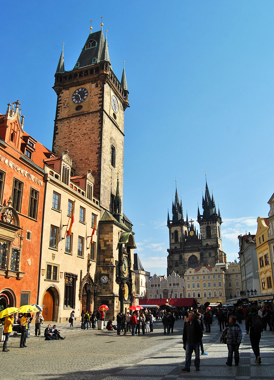 Прага, Staroměstské náměstí, 3; Celetná, 5a