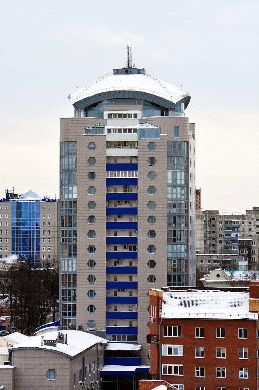 Perm, Улица Газеты "Звезда", 27