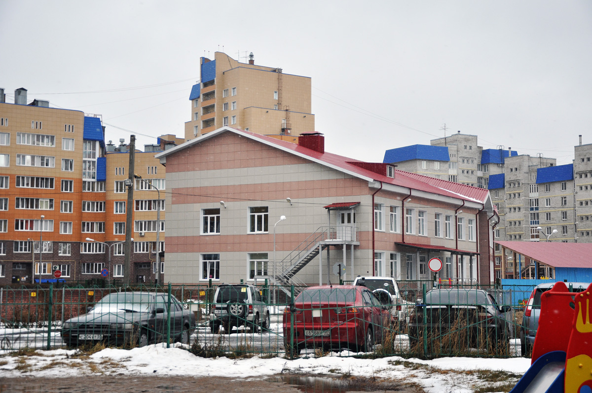 Омск, Проспект Комарова, 17 корп. 4; Проспект Комарова, 15 корп. 4; Проспект Комарова, 15 корп. 3; Проспект Комарова, 19