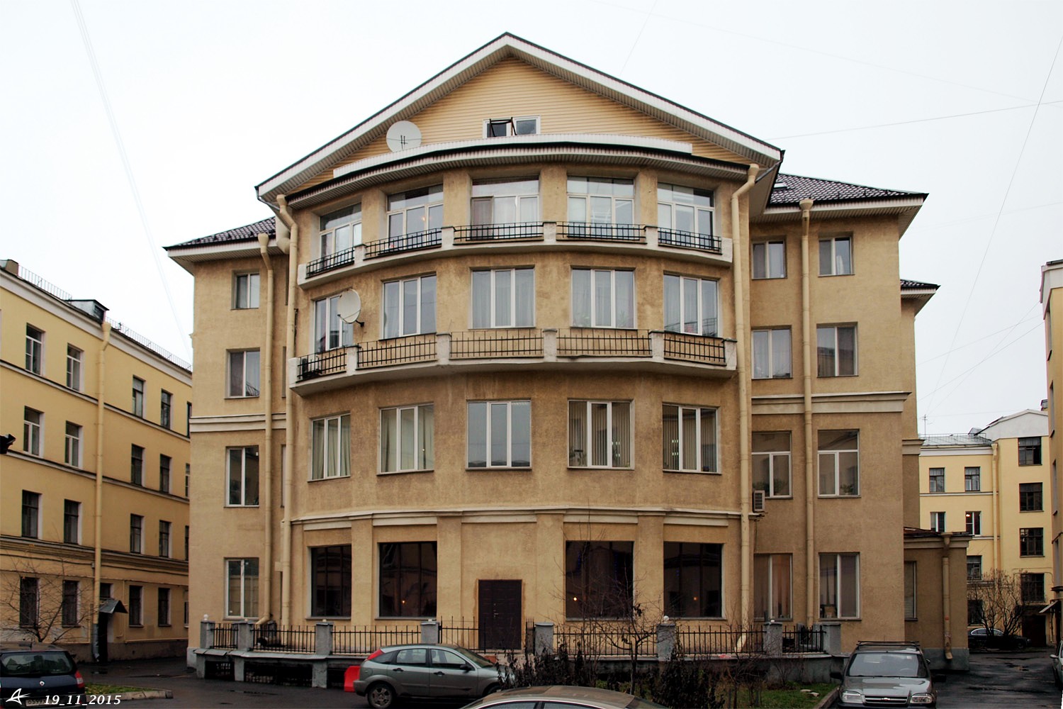 Peterburi, Старо-Петергофский проспект, 21 лит. Ж