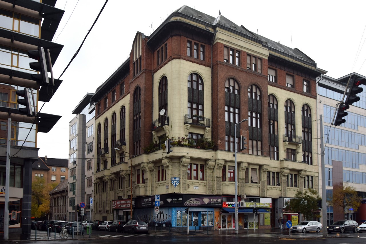 Будапешт, Váci út, 28 / Balzac utca, 1
