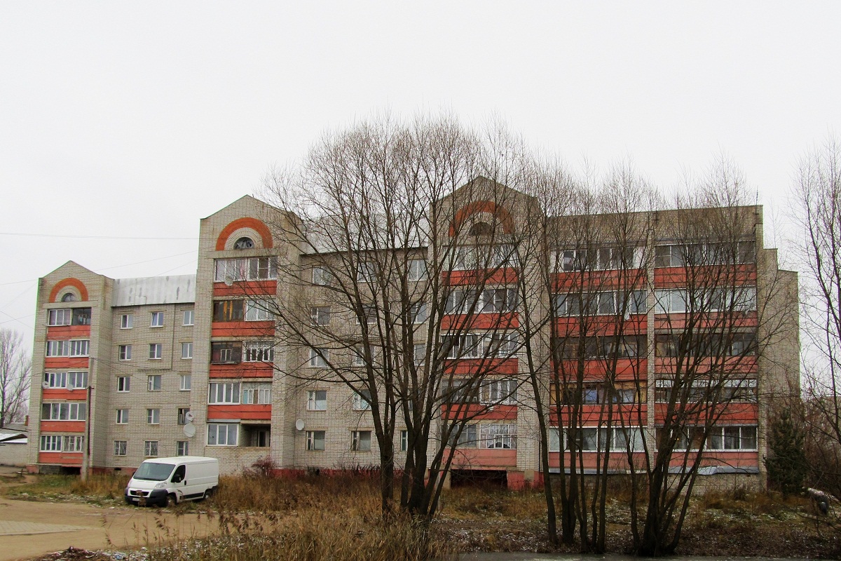 Pereslavl-Zalessky, Октябрьская улица, 1; Октябрьская улица, 1