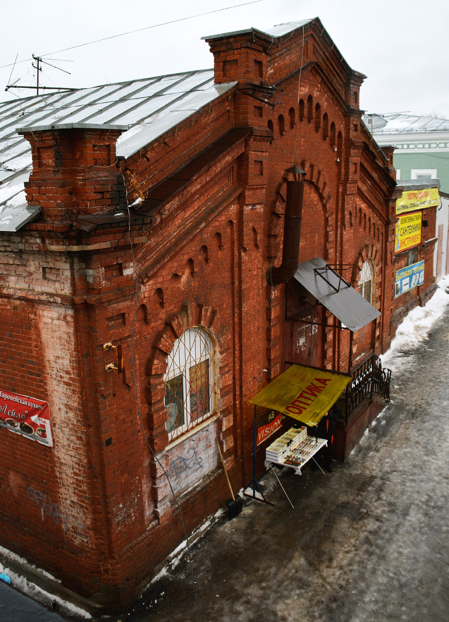 Perm, Шоссе Космонавтов, 18