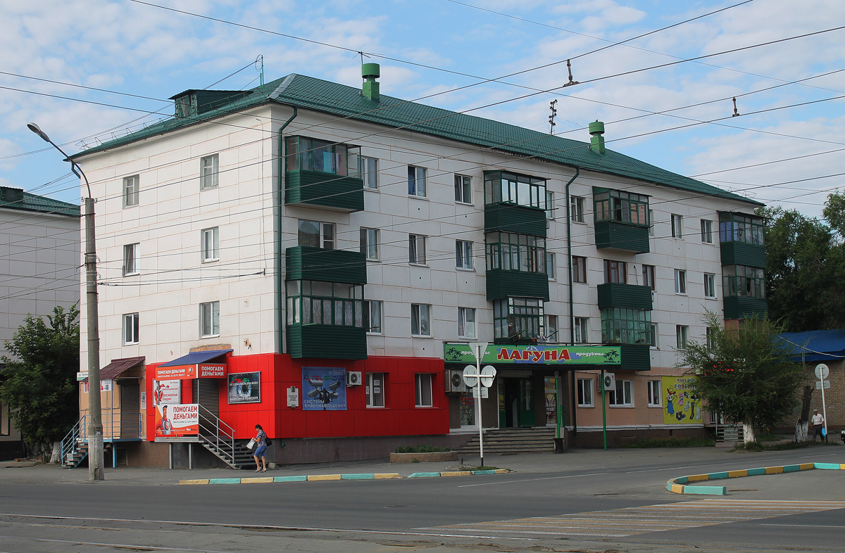 Орск, Улица Чернышева, 7 / Проспект Ленина, 65