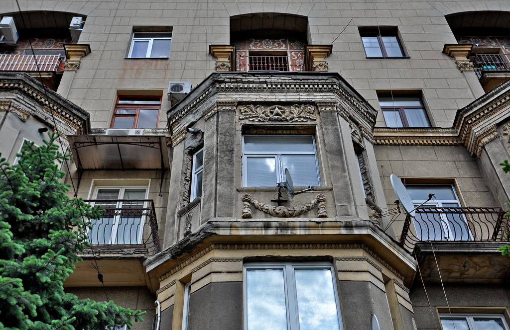 Харьков, Университетская улица, 9 / Спартаковский переулок, 3