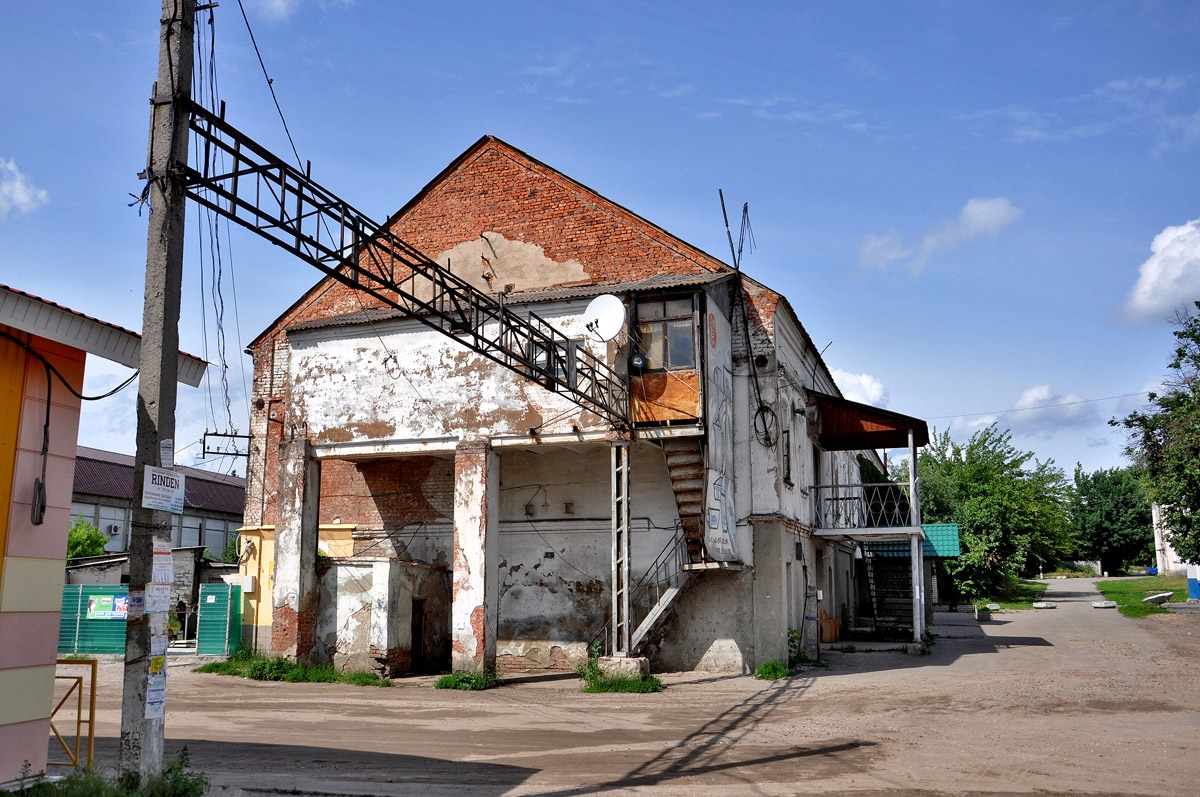Буды, Железнодорожная улица, 1