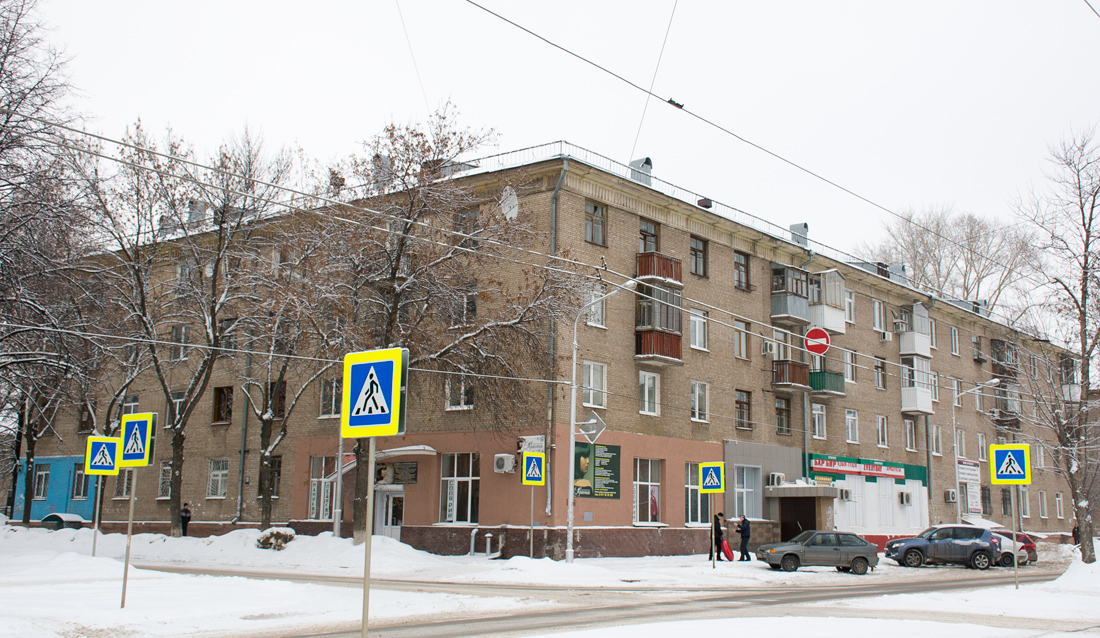 Уфа, Первомайская улица, 9 / Кольцевая улица, 29