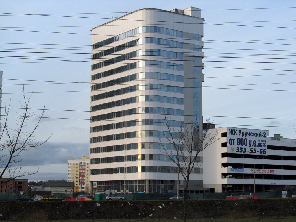 Копище, Улица Лопатина, 7А