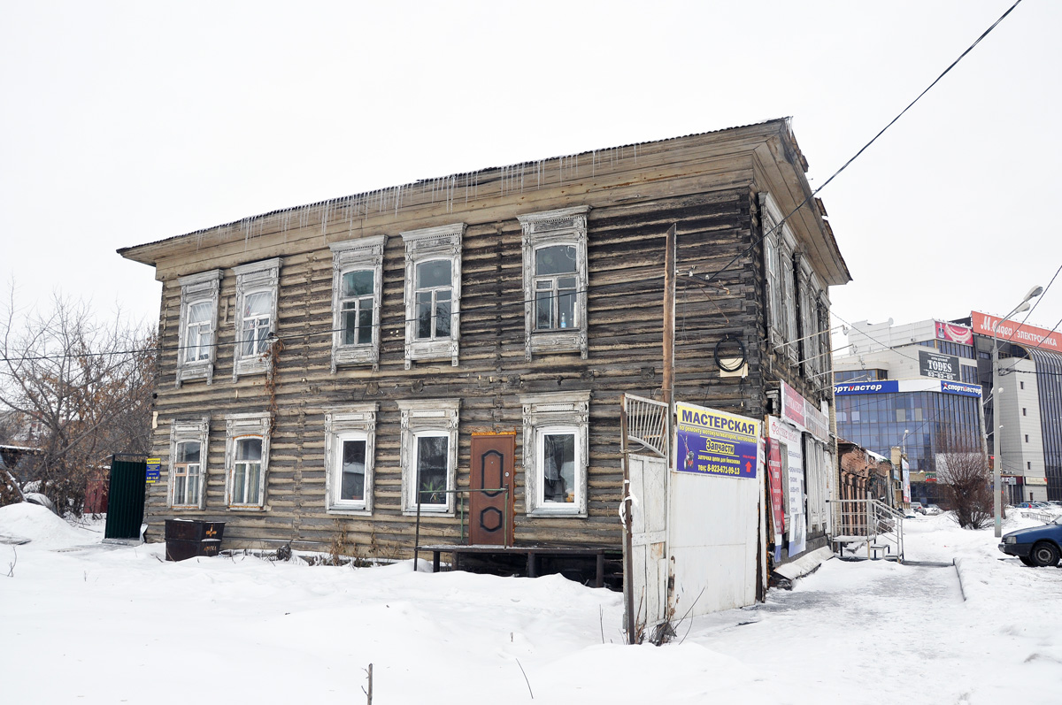 Омск, Улица Булатова, 69