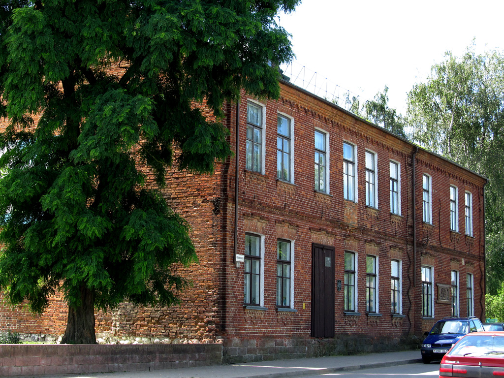 Пружаны, Комсомольская улица, 1