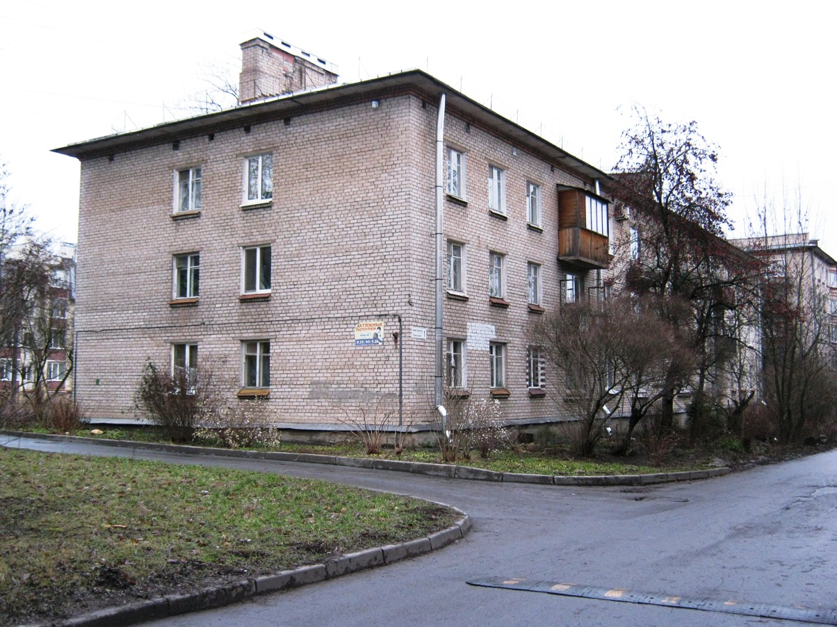 Пушкiн, Прямой переулок, 1