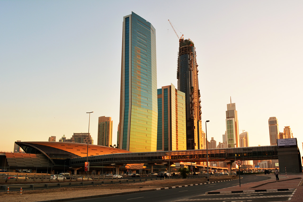 Дубай, Sheikh Zayed Road, 131; Sheikh Zayed Road, 131A; Sheikh Zayed Road, 129