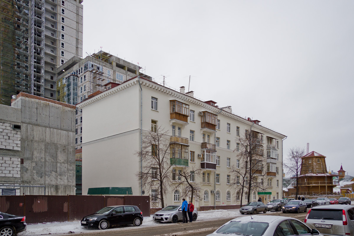 Казань, Петербургская улица, 62