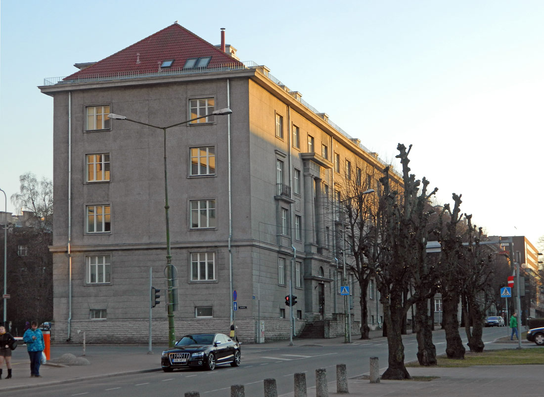 Таллин, Rävala puiestee, 11/13/15