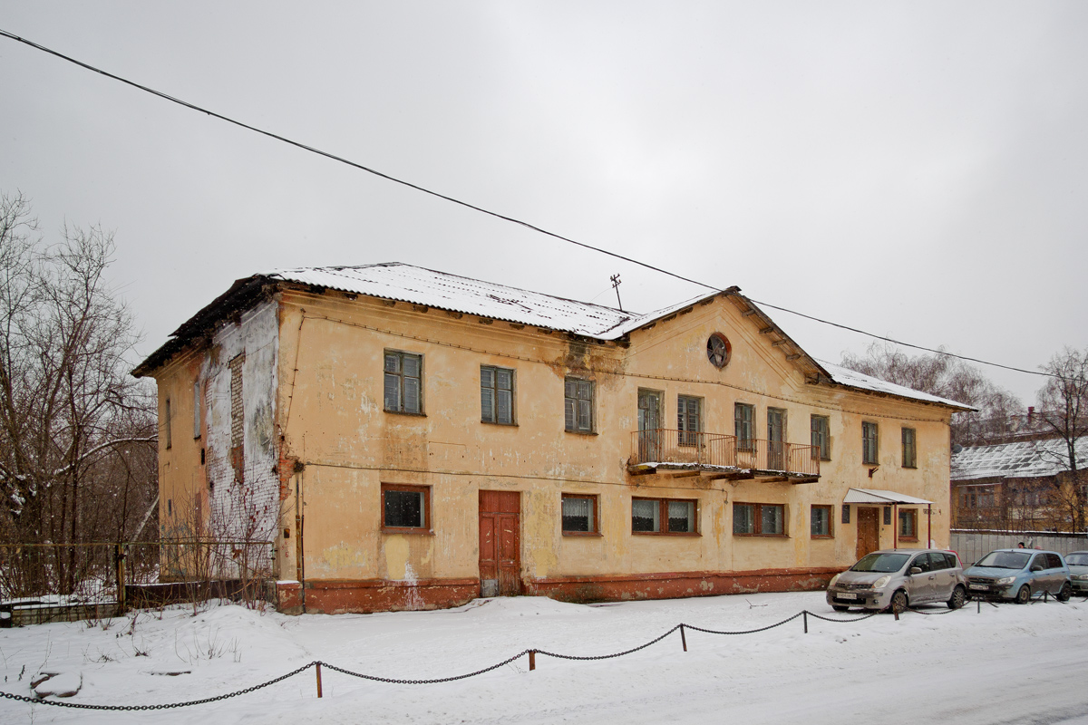 Casáin, Маршрутная улица, 4