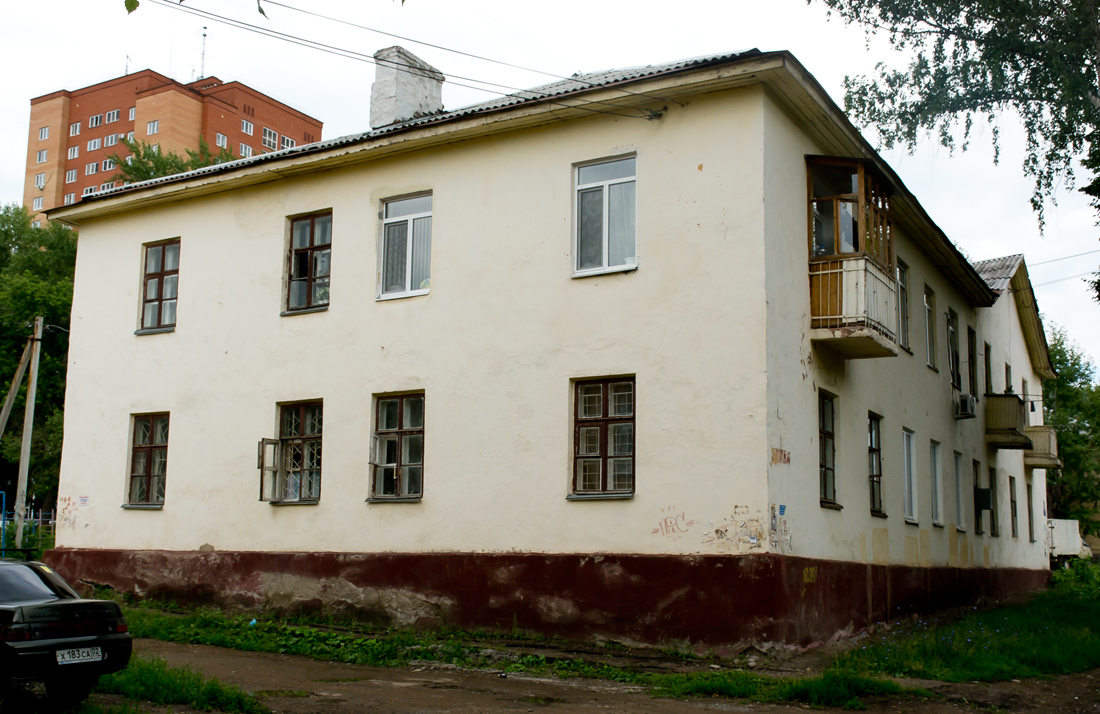 Ufa, Черниковская улица, 15 / Улица Ивана Франко, 5