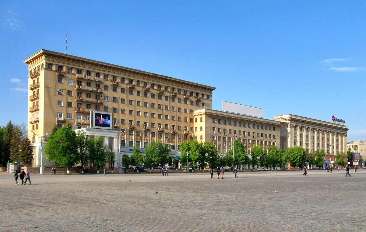Харьков, Сумская улица, 39 / Площадь Свободы, 8; Площадь Свободы, 7