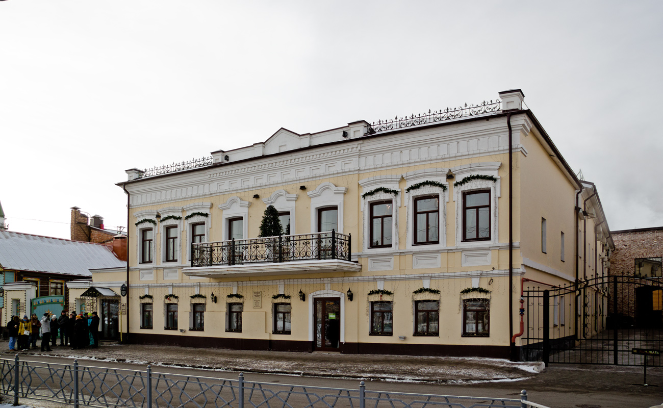 Казань, Улица Шигабутдина Марджани, 8