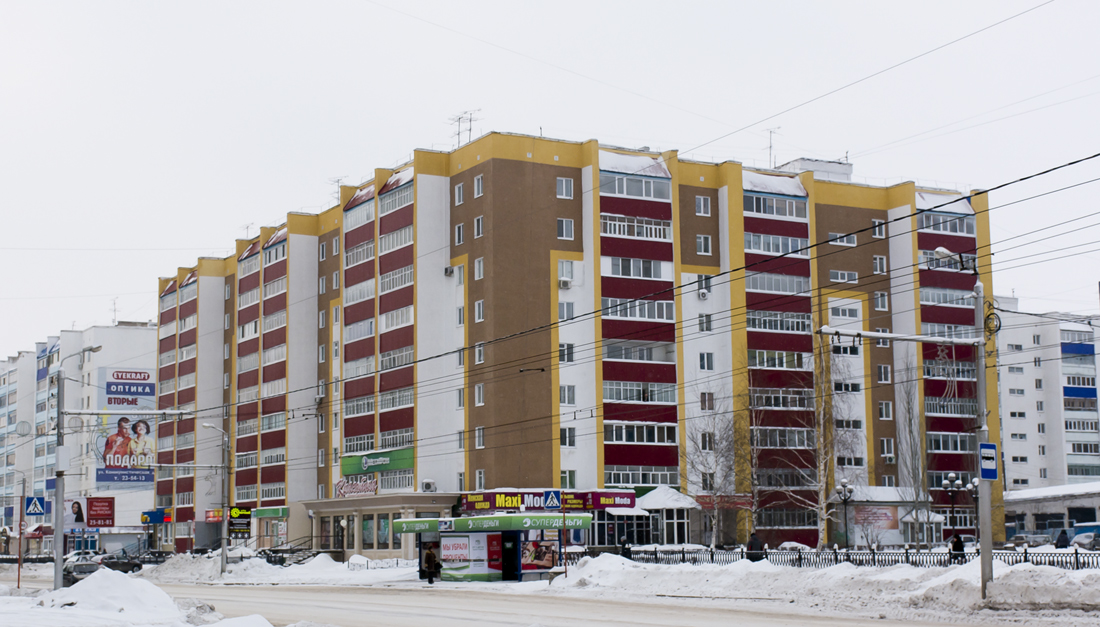 Стерлитамак, Коммунистическая улица, 32; Коммунистическая улица, 30*