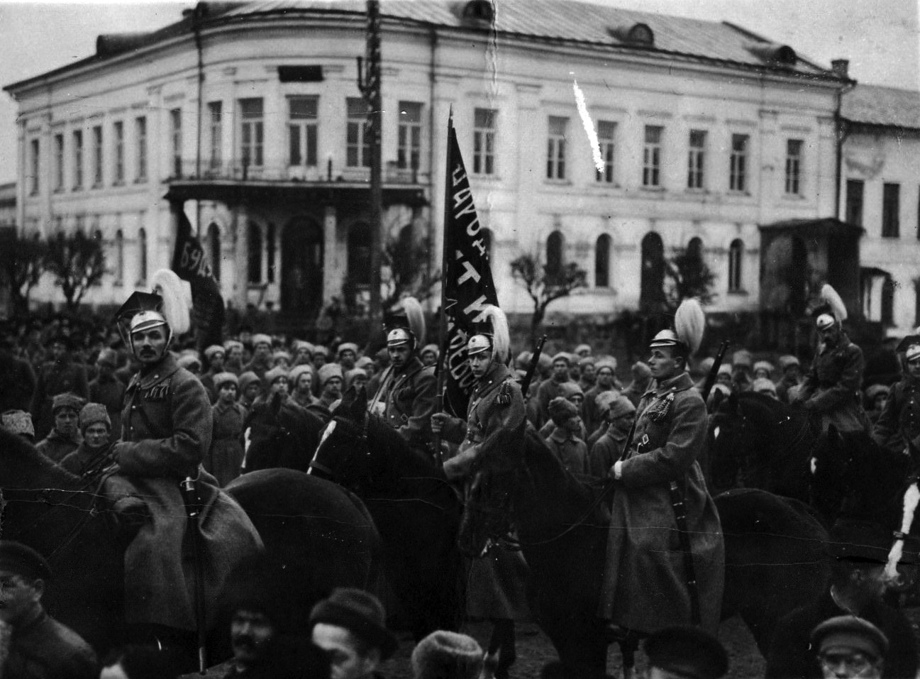 Тверь, Советская улица, 51 / Улица Володарского, 46