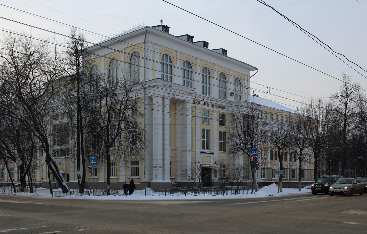 Иваново, Улица Ермака, 37 / Улица Тимирязева, 7