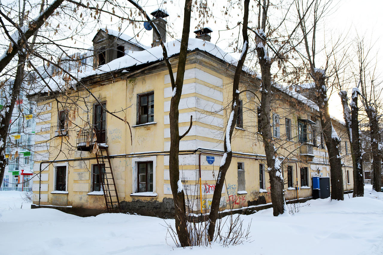 Пермь, Улица Василия Соломина, 12А