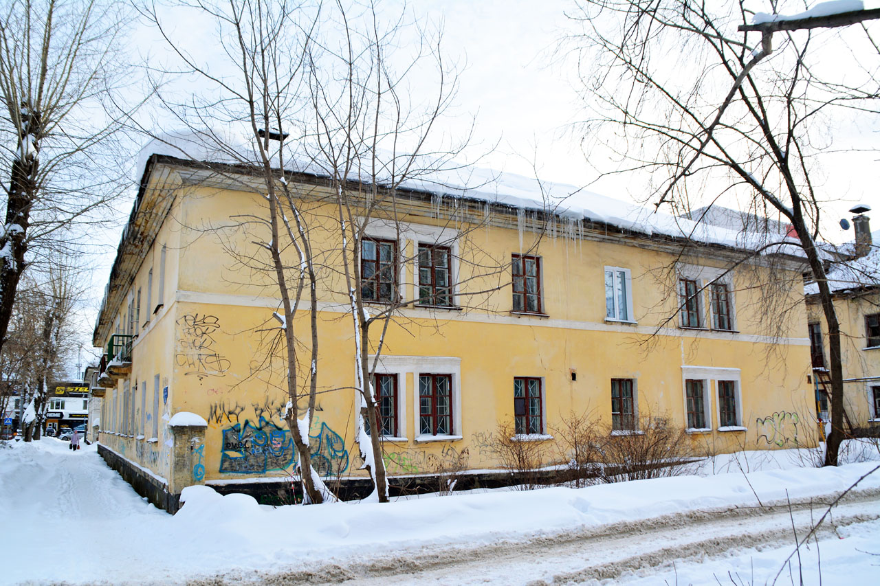 Пермь, Улица Василия Соломина, 12