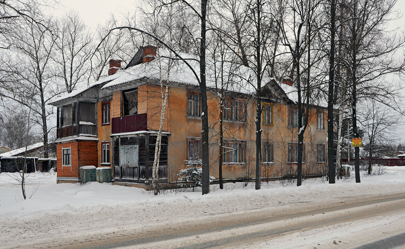 Dubna, Октябрьская улица, 2